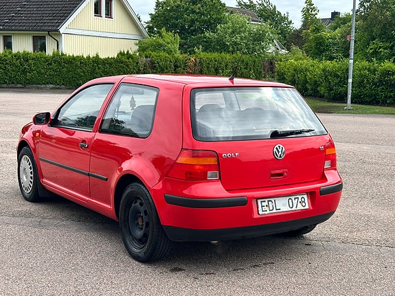 Volkswagen Golf IV 4 of 11