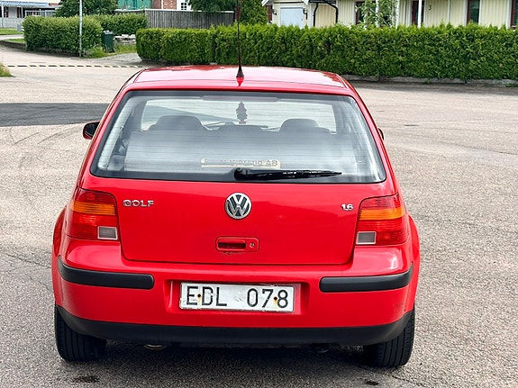 Volkswagen Golf IV 9 of 11