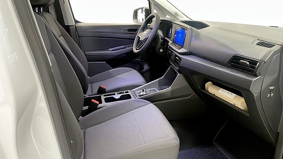 Ford Transit Connect 3 of 5