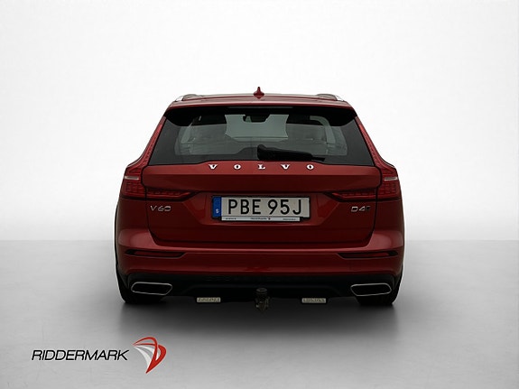 Volvo V60 Cross Country 7 of 30