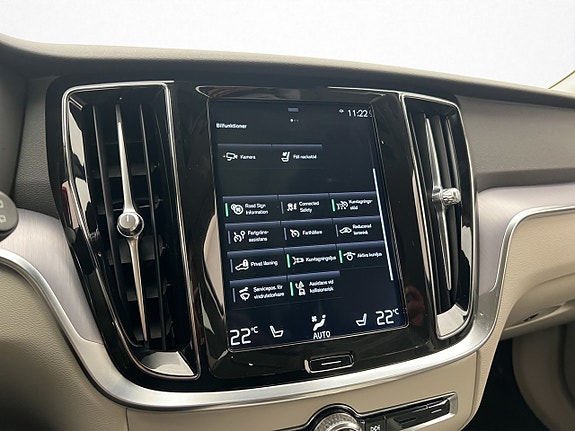 Volvo V60 Cross Country 24 of 30