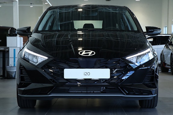 Hyundai i20 3 of 5