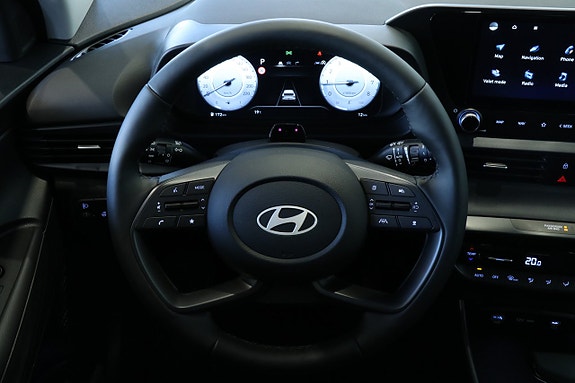 Hyundai i20 10 of 16
