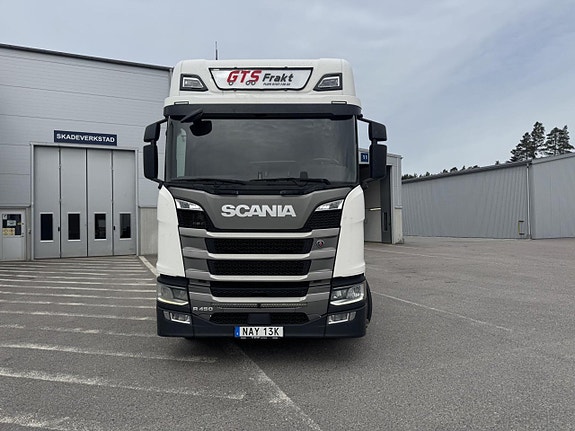 Scania R 450 A6x2NB 2 of 10