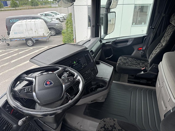 Scania R 450 A6x2NB 7 of 10