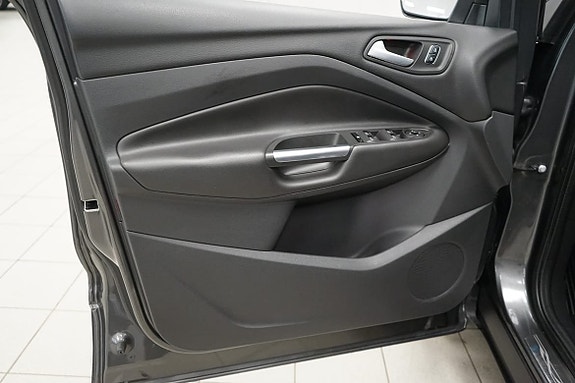 Ford Kuga 5 of 5