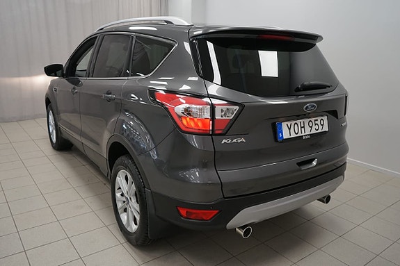 Ford Kuga 3 of 5