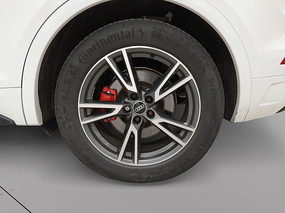 Audi Q5 10 of 18