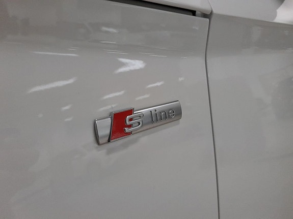 Audi Q5 18 of 18