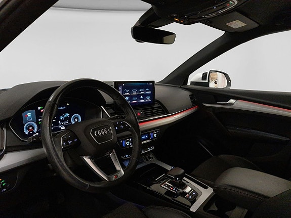 Audi Q5 4 of 18
