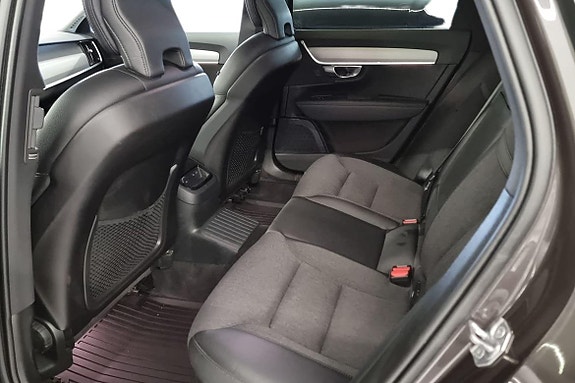 Volvo V90 14 of 21