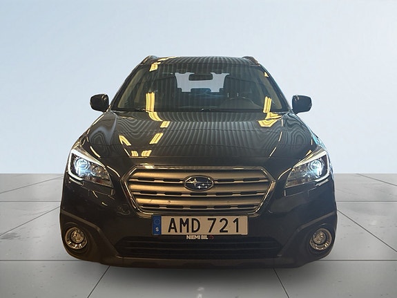 Subaru Outback 2 of 5