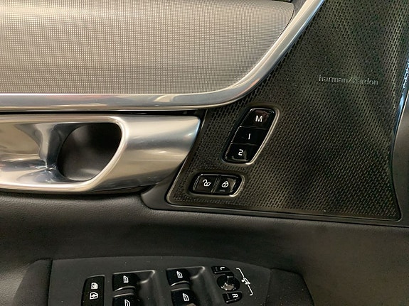 Volvo V90 11 of 16