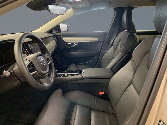 Volvo V90 6 of 16