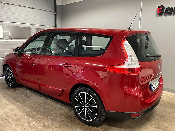 Renault Grand Scenic III 5 of 5