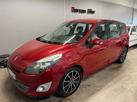 Renault Grand Scenic III 4 of 5