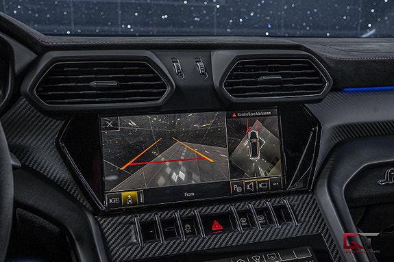 Lamborghini Urus 18 of 27