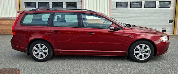 Volvo V70 5 of 5