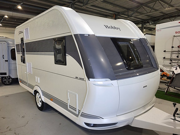 Hobby 400 SFe De Luxe 2 of 11