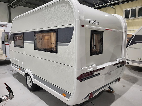 Hobby 400 SFe De Luxe 3 of 11