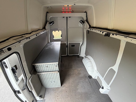 Volkswagen Transporter 14 of 15