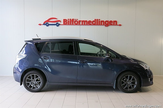 Toyota Verso 2 of 5