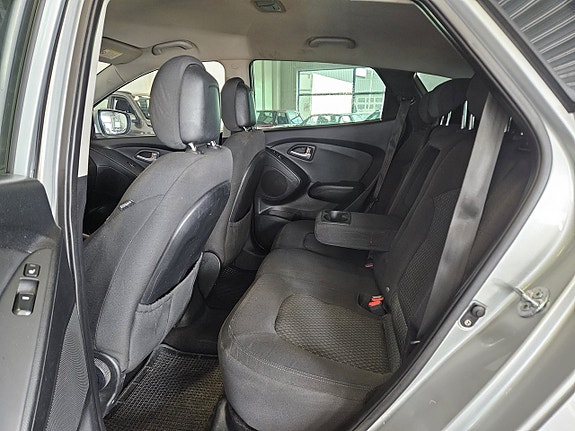 Hyundai ix35 8 of 12