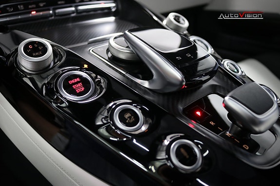 Mercedes-Benz AMG GT S 26 of 29