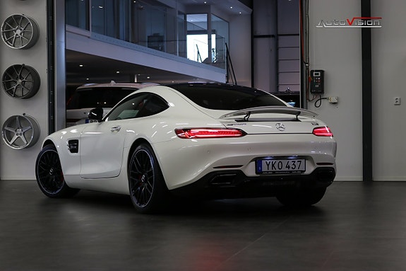 Mercedes-Benz AMG GT S 2 of 5