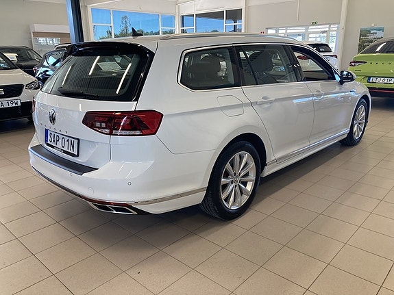 Volkswagen Passat 5 of 5