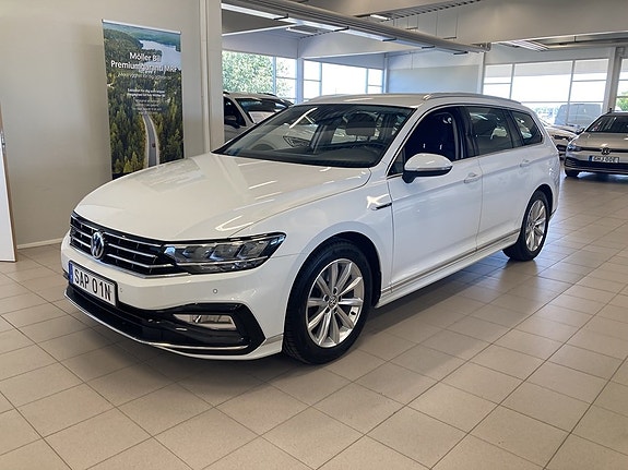 Volkswagen Passat 3 of 5
