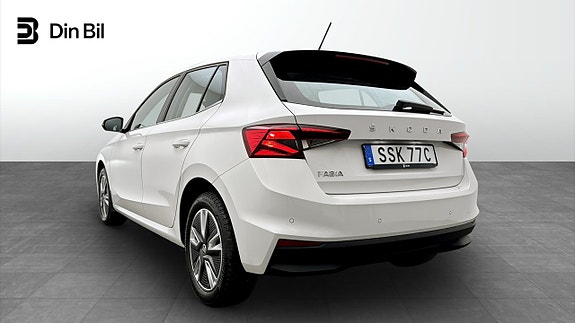 Skoda Fabia 3 of 5