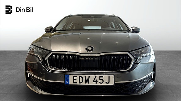 Skoda Octavia 4 of 5
