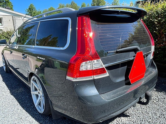 Volvo V70 4 of 9
