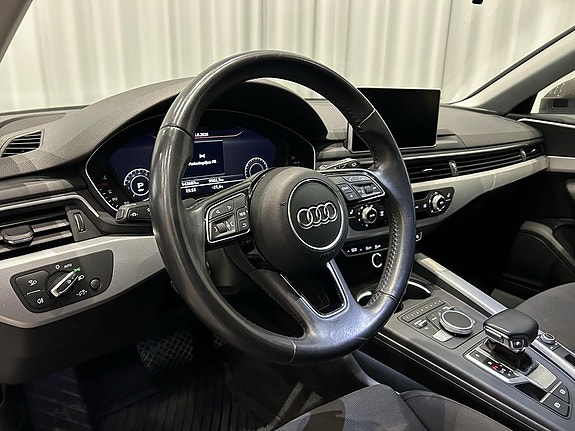 Audi A4 9 of 14
