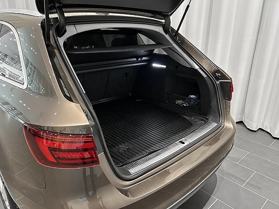 Audi A4 4 of 14
