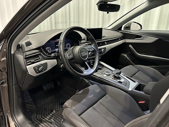 Audi A4 8 of 14