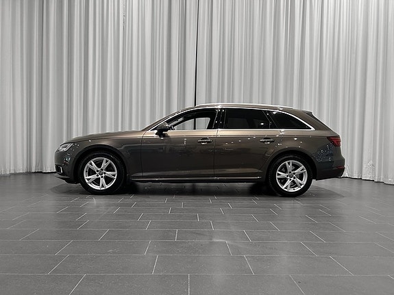 Audi A4 2 of 14
