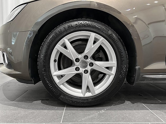 Audi A4 5 of 14