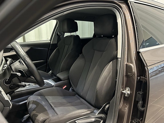 Audi A4 6 of 14
