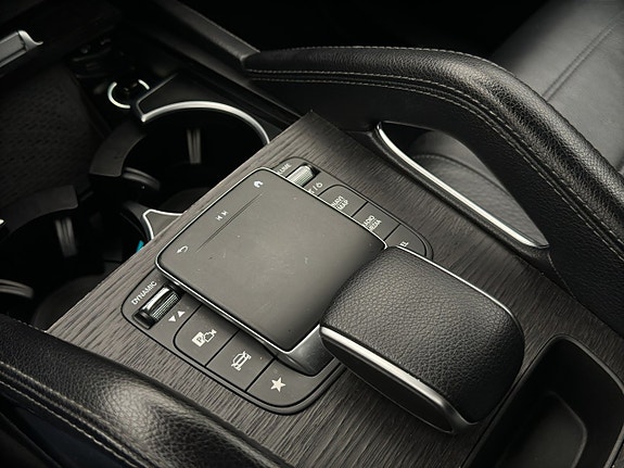 Mercedes-Benz GLE350 de 28 of 30