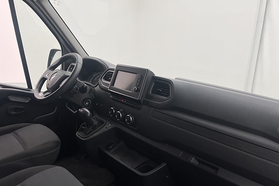 Renault Master 24 of 30