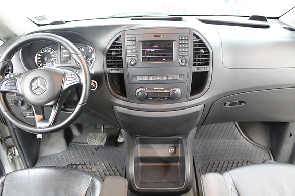 Mercedes-Benz Vito 119 8 of 12