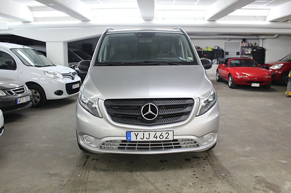 Mercedes-Benz Vito 119 2 of 5