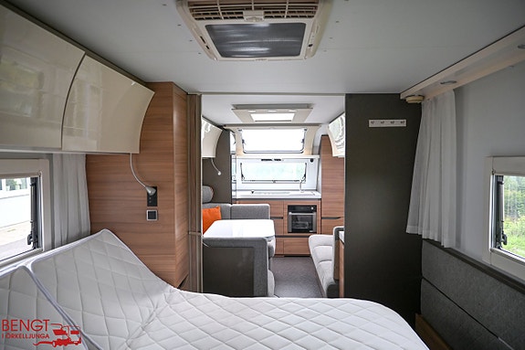 Adria ALPINA 663 HT 11 of 21