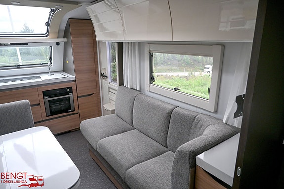 Adria ALPINA 663 HT 13 of 21