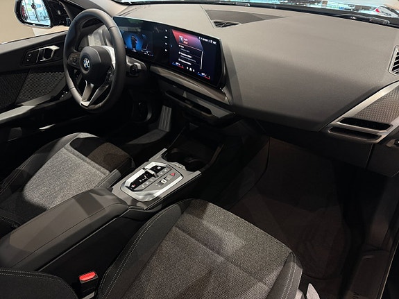 BMW 120 7 of 16