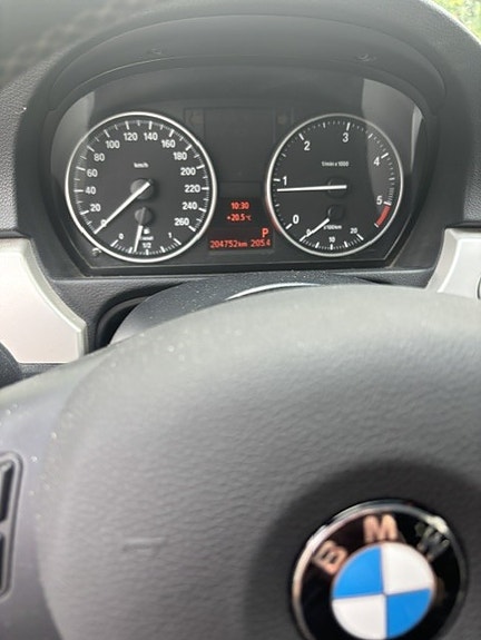 BMW 320xd 8 of 8