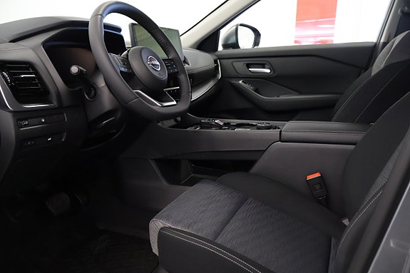 Nissan X-Trail 5 of 10