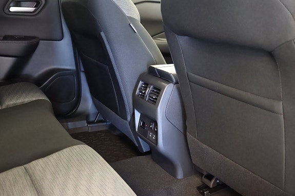 Nissan X-Trail 7 of 10